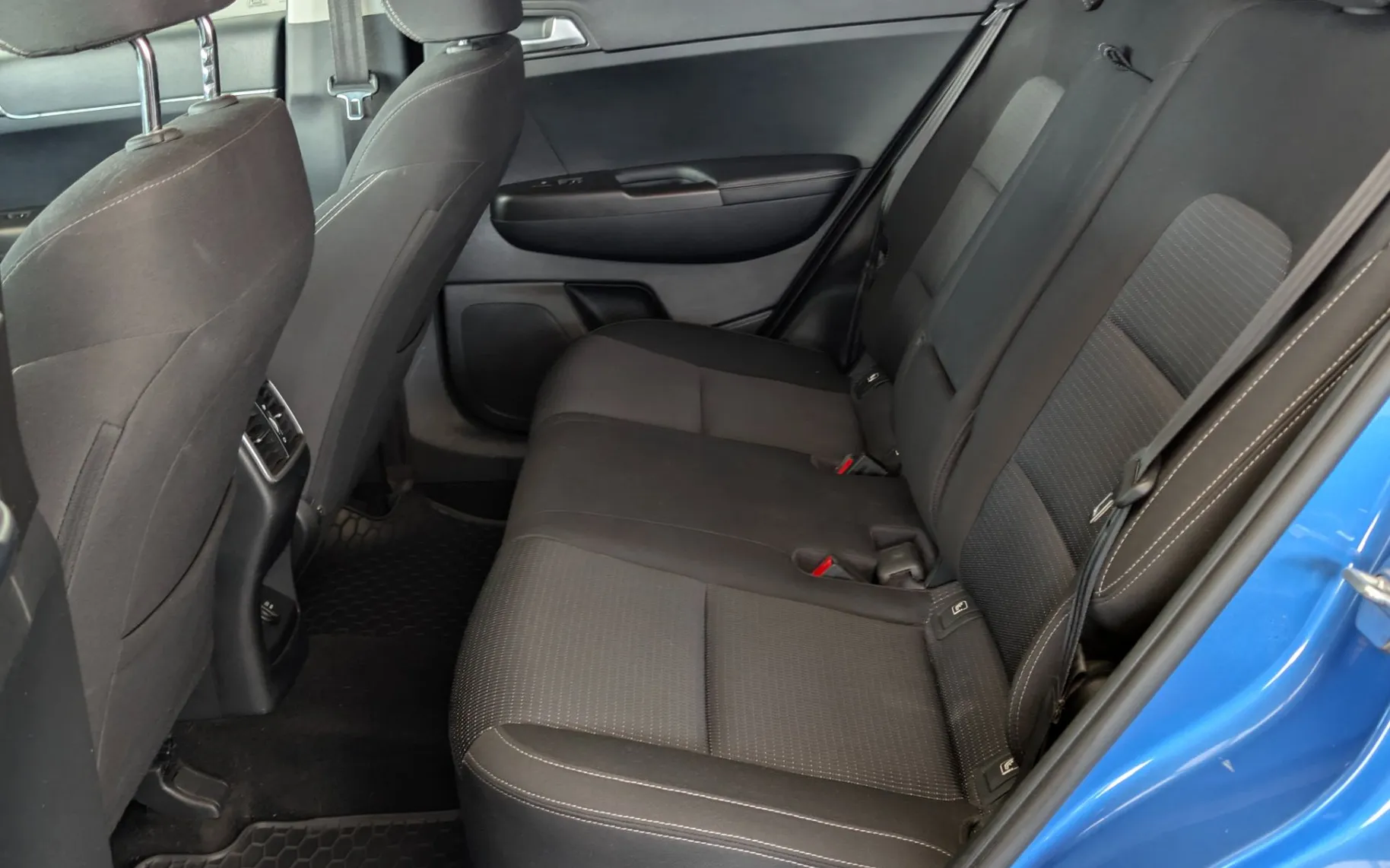 Zunanja slika - KIA Sportage - 2WD 1.6 T-GDI EX Fresh LED ISG DCT - 8