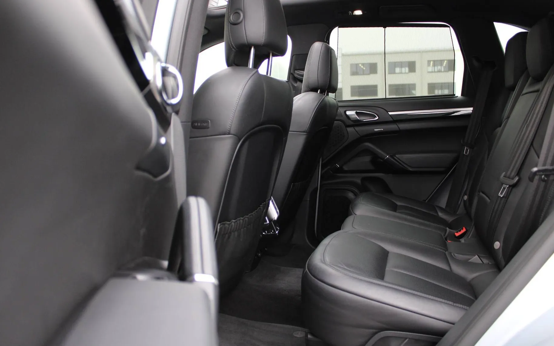 Zunanja slika - Porsche Cayenne - 3.0 TD Platinum Edition HLAJ SED PANO KEYLESS - 13