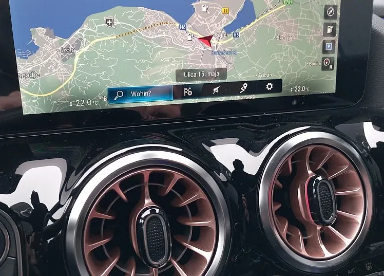 Zunanja slika - Mercedes-Benz EQA - 250 Slo vozilo 1.lastnik - 9