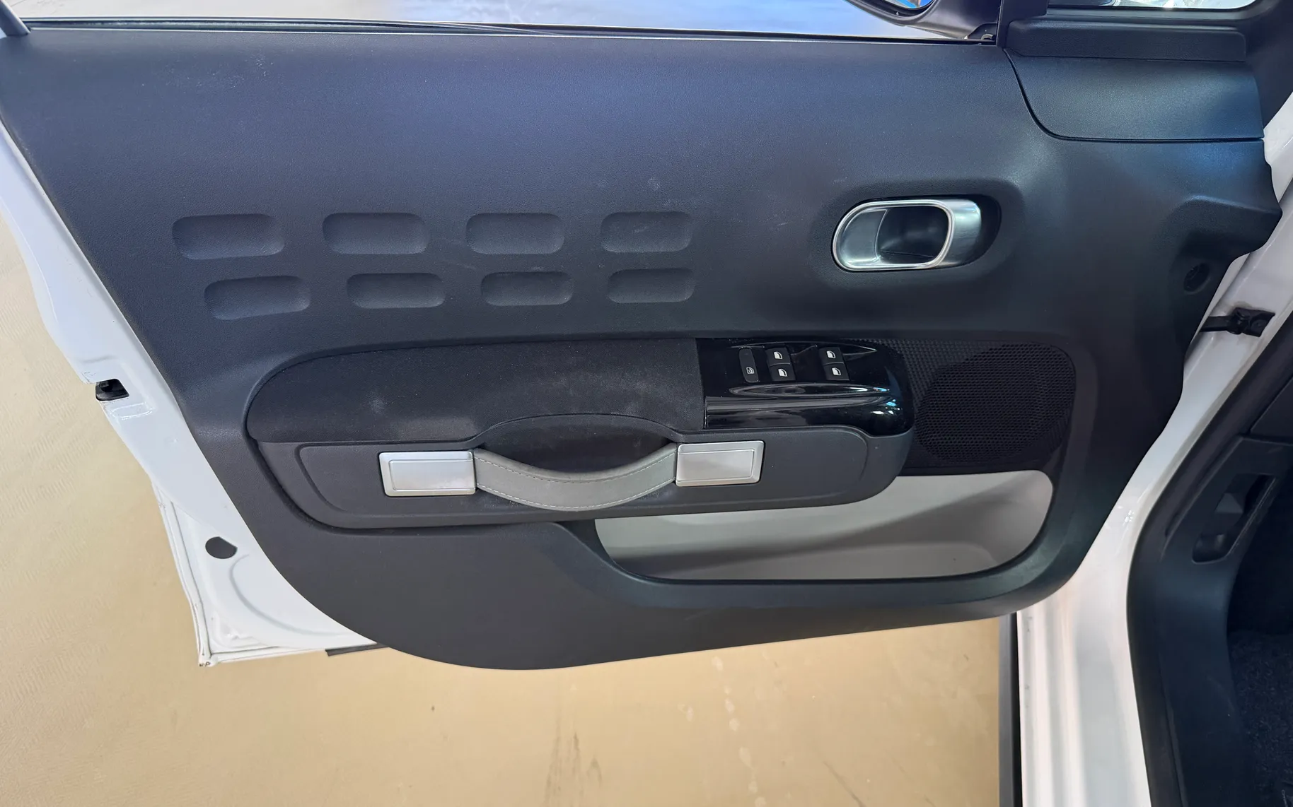 Notranja slika - Citroën C3 - 1.2 PureTech - 8