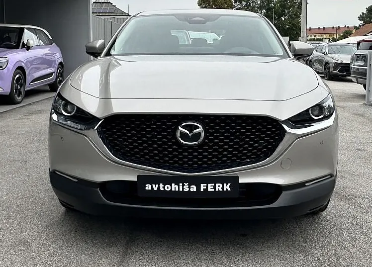 Zunanja slika - Mazda CX-30 - G140 CENTRE-LINE - 2