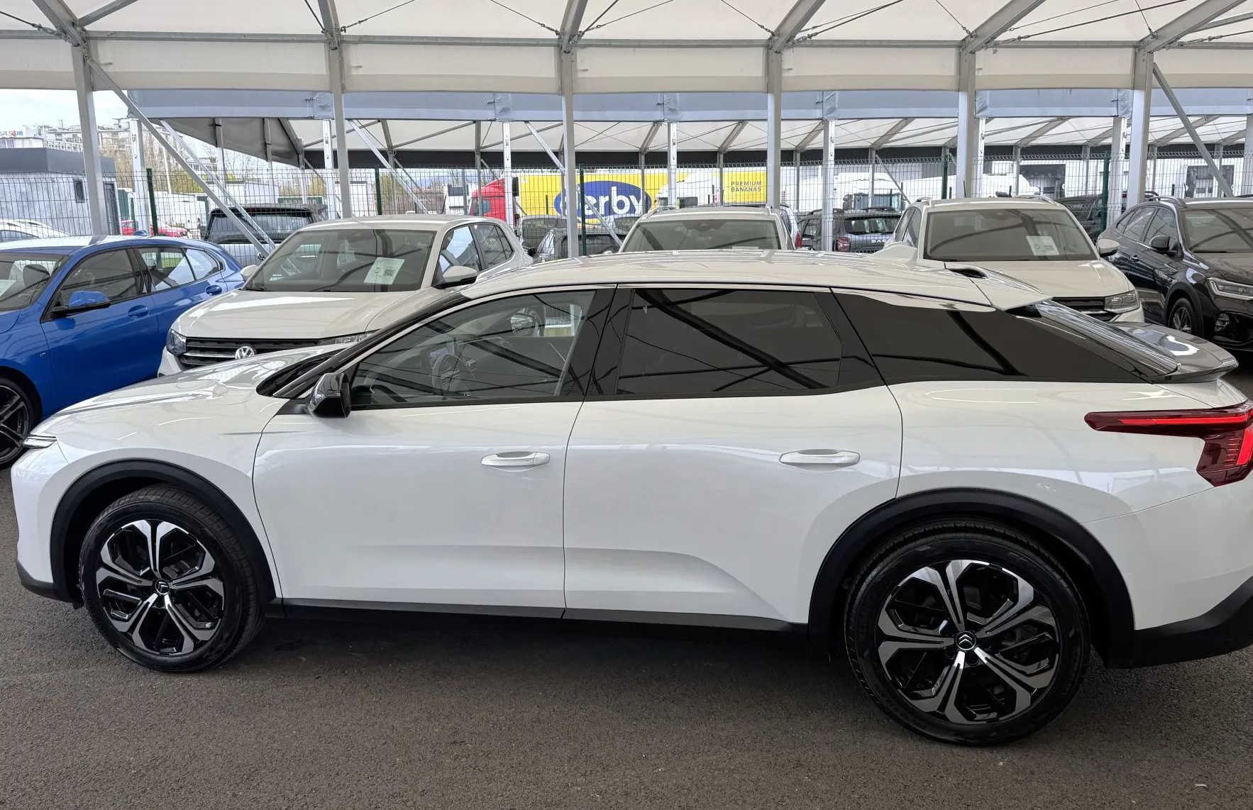 Zunanja slika - Citroën C5 X - Shine 1.6 AUT. SLO 1.Lastnik KAMERA-LED-USNJE - 4