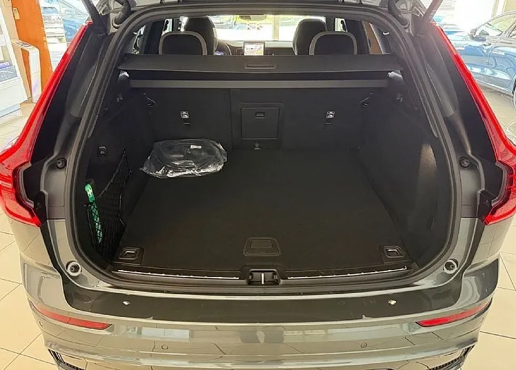 Zunanja slika - Volvo XC60 - T6 Plus Dark AWD PANO Harman Kardon - 15