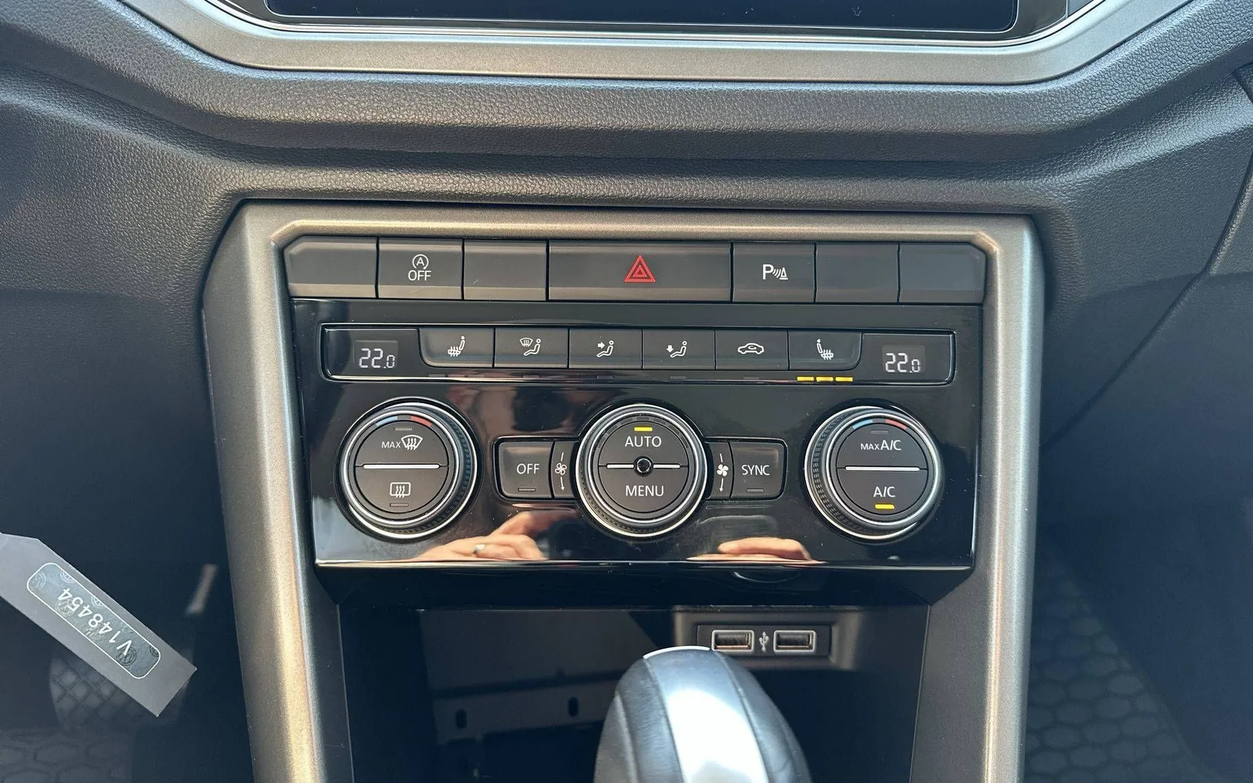 Notranja slika - Volkswagen T-Roc - 1.5 TSI BMT Style DSG - 19