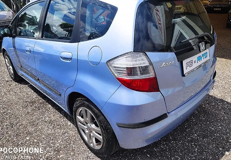Zunanja slika - Honda Jazz - 1.4 AVTOMATIK-F1-80.000KM-SLO-ALU-PDC-ODLIČEN - 5