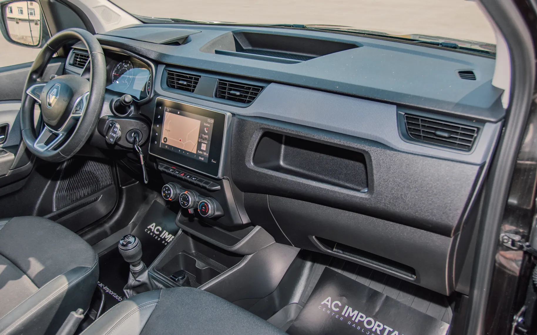 Zunanja slika - Renault Express - 1.5 Blue dCi 95-LED-NAVI-KAM-KLIMA - 8