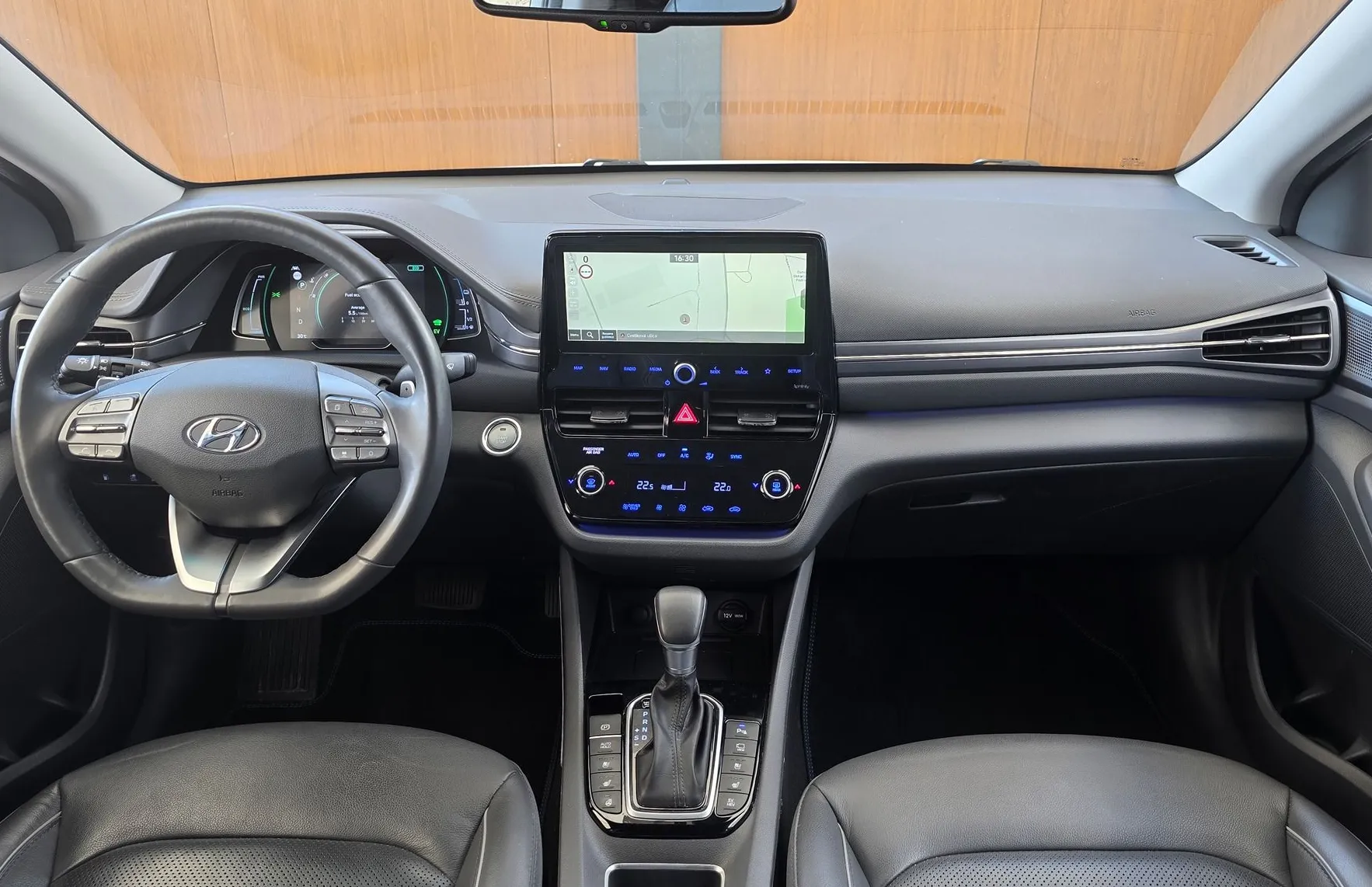 Zunanja slika - Hyundai Ioniq - - SLO-  LED - USNJE - KAMERA - MEMORY - FUL OPREMA - 9