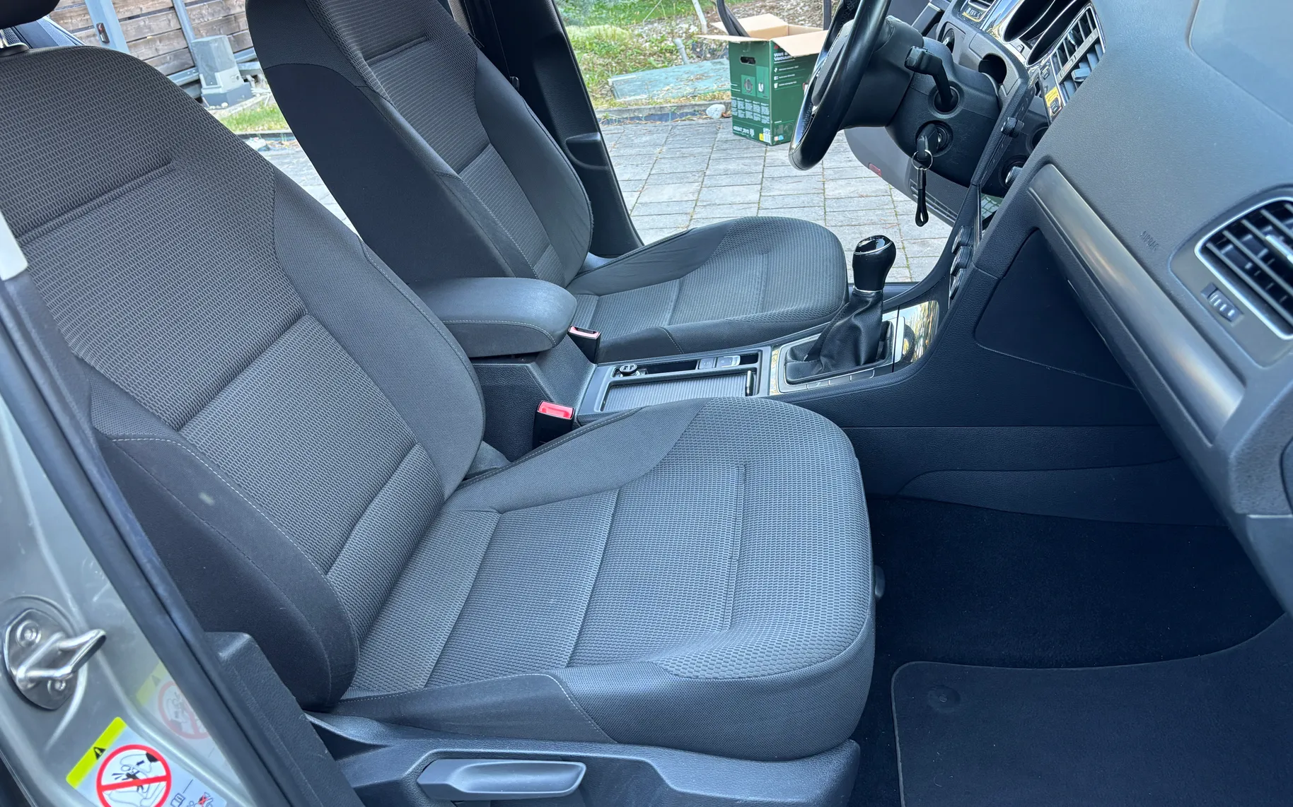 Notranja slika - Volkswagen Golf - Variant 1,4 TSI, 2.lastnik SLO, ACC, CarPlay, LED - 7