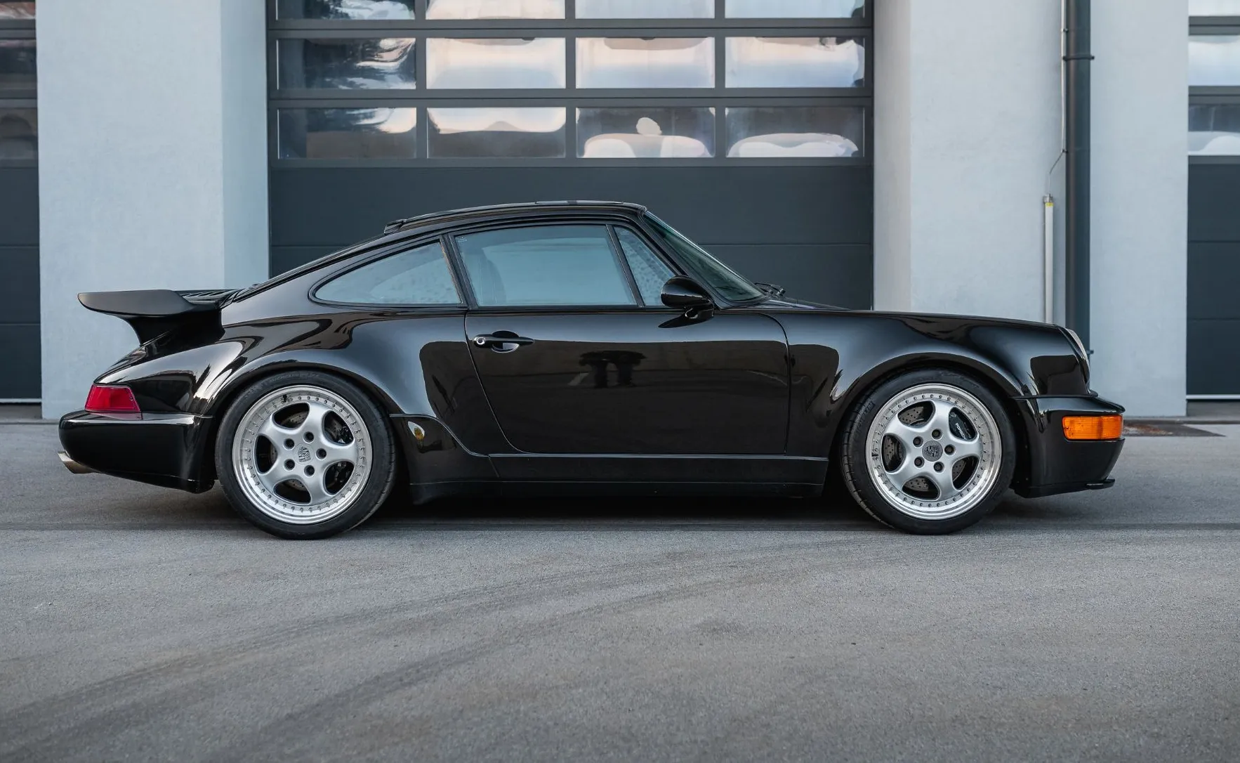 Zunanja slika - Porsche 911 - 964 Turbo 3.3 - BAD BOY - ZA POZNAVALCE - 4