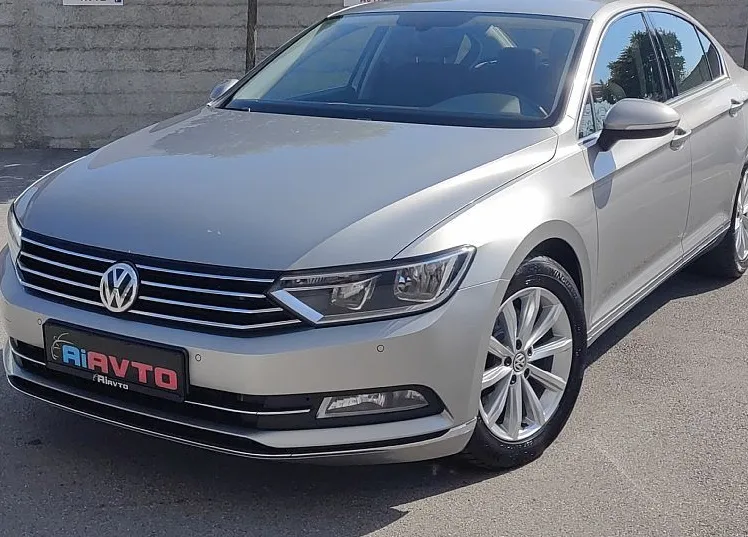 Zunanja slika - Volkswagen Passat - LIMUZ-2.0TDI-150KM-HIGHLINE-VIRTUAL-KAMERA-ACC-17C - 5