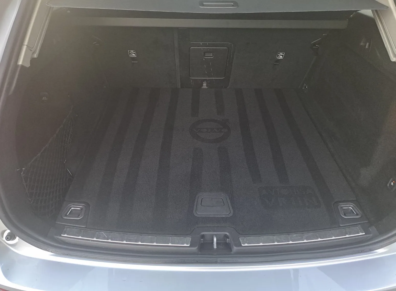 Zunanja slika - Volvo XC60 - B4D AUT Inscription Z ENOLETNIM JAMSTVOM - 10