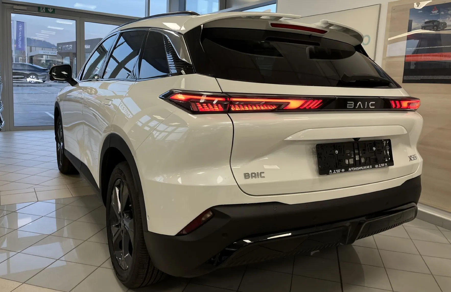 Zunanja slika - Baic X55 - 1.5 DCT 177 KM 2WD - NA ZALOGI - - 4