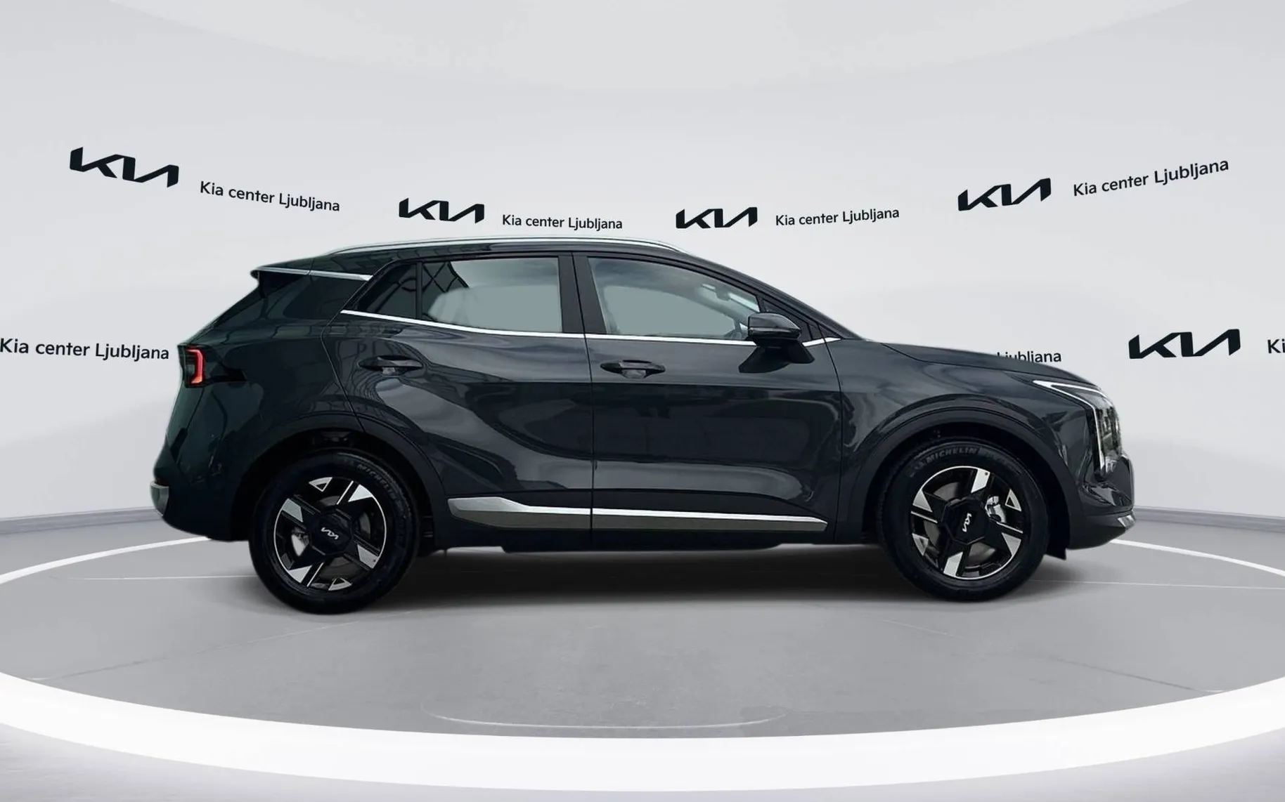 Zunanja slika - KIA Sportage - 1.6 T-GDi LX Fresh. 7 DCT - 4