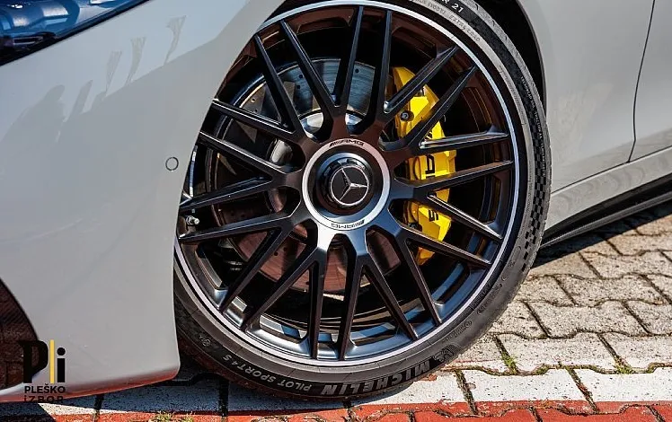 Zunanja slika - Mercedes-Benz SL-Razred - 63 AMG 4M+ TOVARNIŠKO STANJE - 3