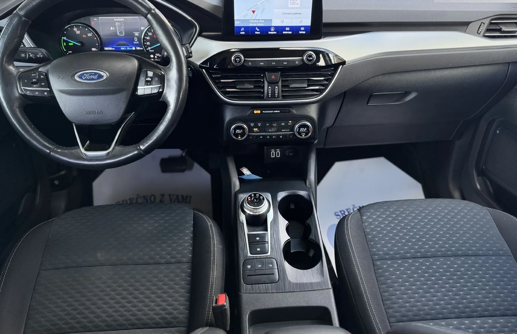 Zunanja slika - Ford Kuga - 2.0 PHEV-1last-navi-pdc-alu-acc-vl.kljuka-servisir - 14