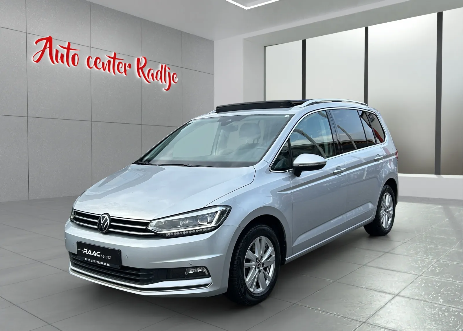 Zunanja slika - Volkswagen Touran - 2,0 TDI BMT Family DSG - 3