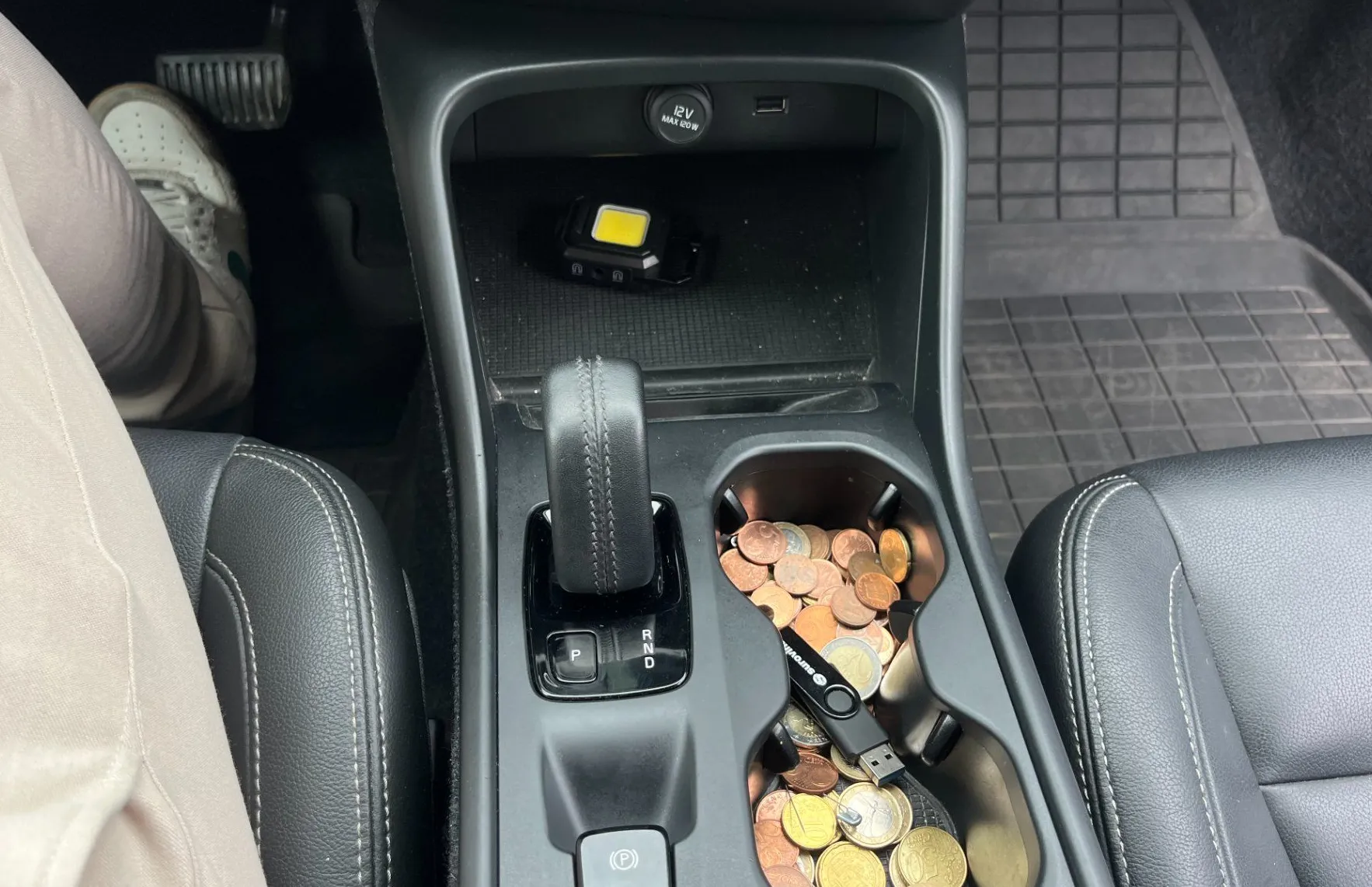 Zunanja slika - Volvo XC40 - T3 Momentum Avt. ACC. LED. NAVI. VZR. KAM. - 17