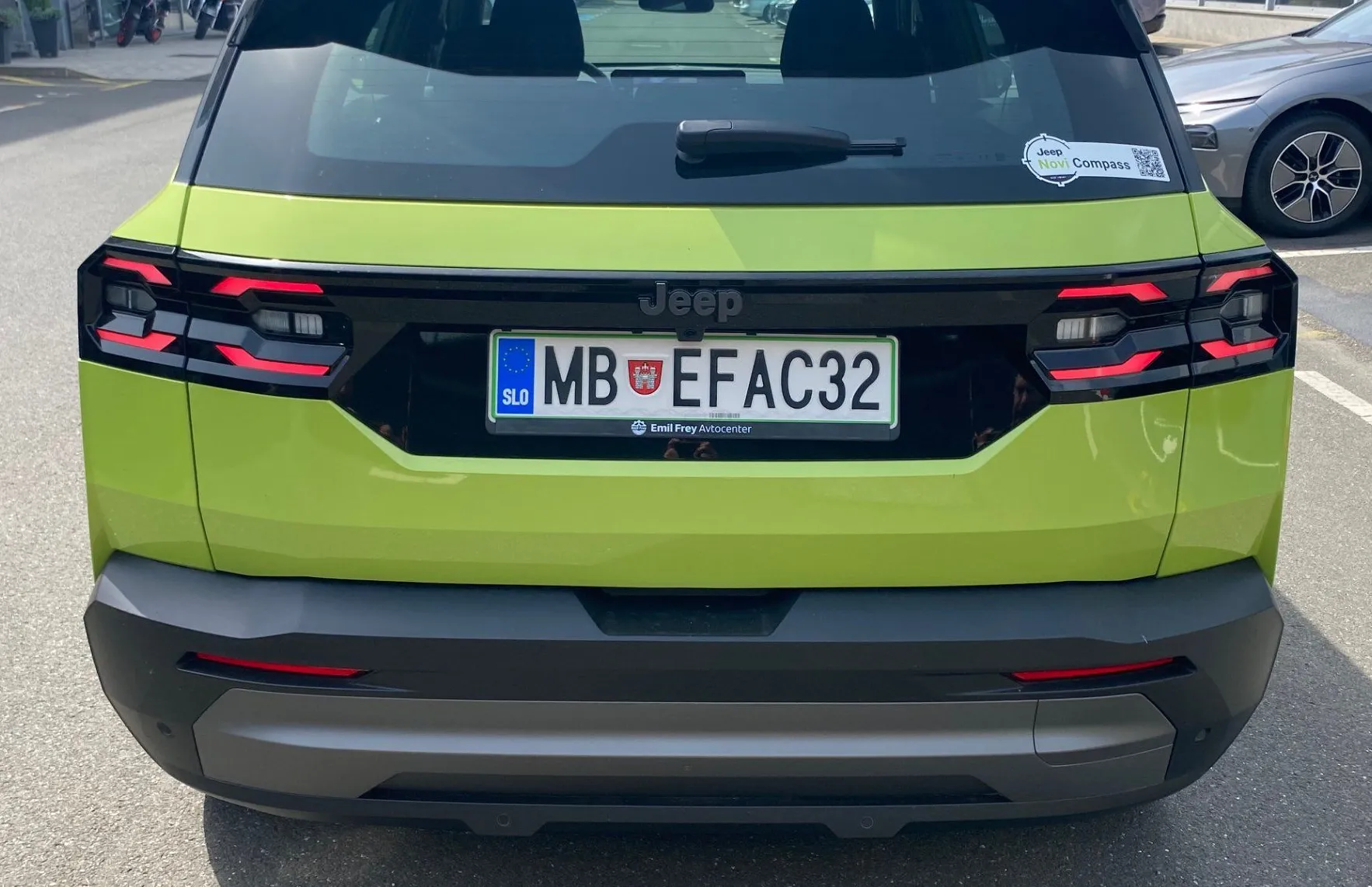 Zunanja slika - Jeep Compass - 1.2 e-Hybrid 145 Altitude DCT - 4
