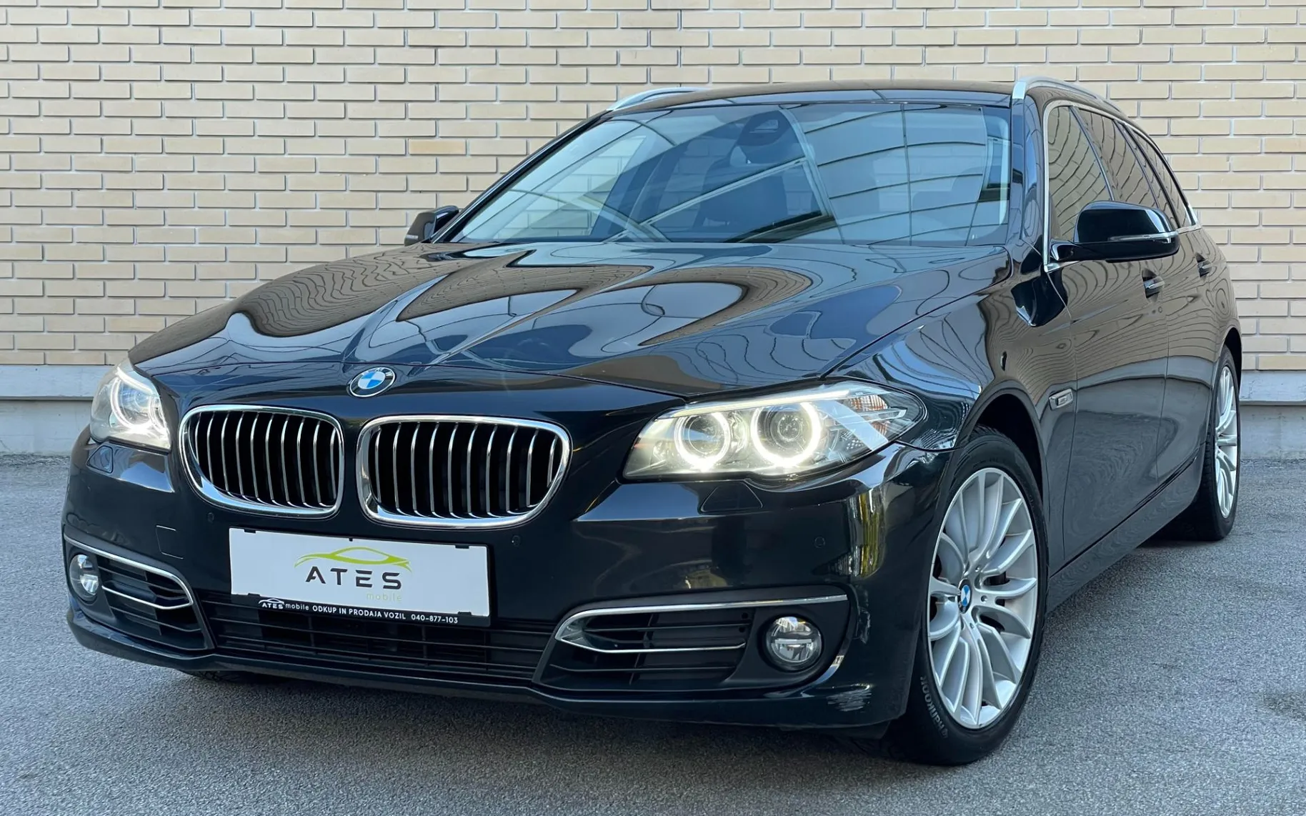 Zunanja slika - BMW Serija 5 - 530d xDrive touring Avt. - 1