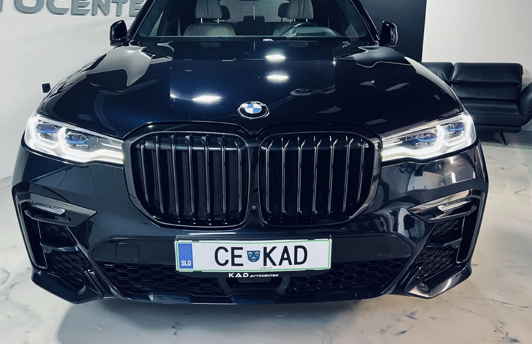 Zunanja slika - BMW X7 - serija : xDrive40i M SOFT-PANO-LASER-KAM360-22COL -4CONTR.. - 3