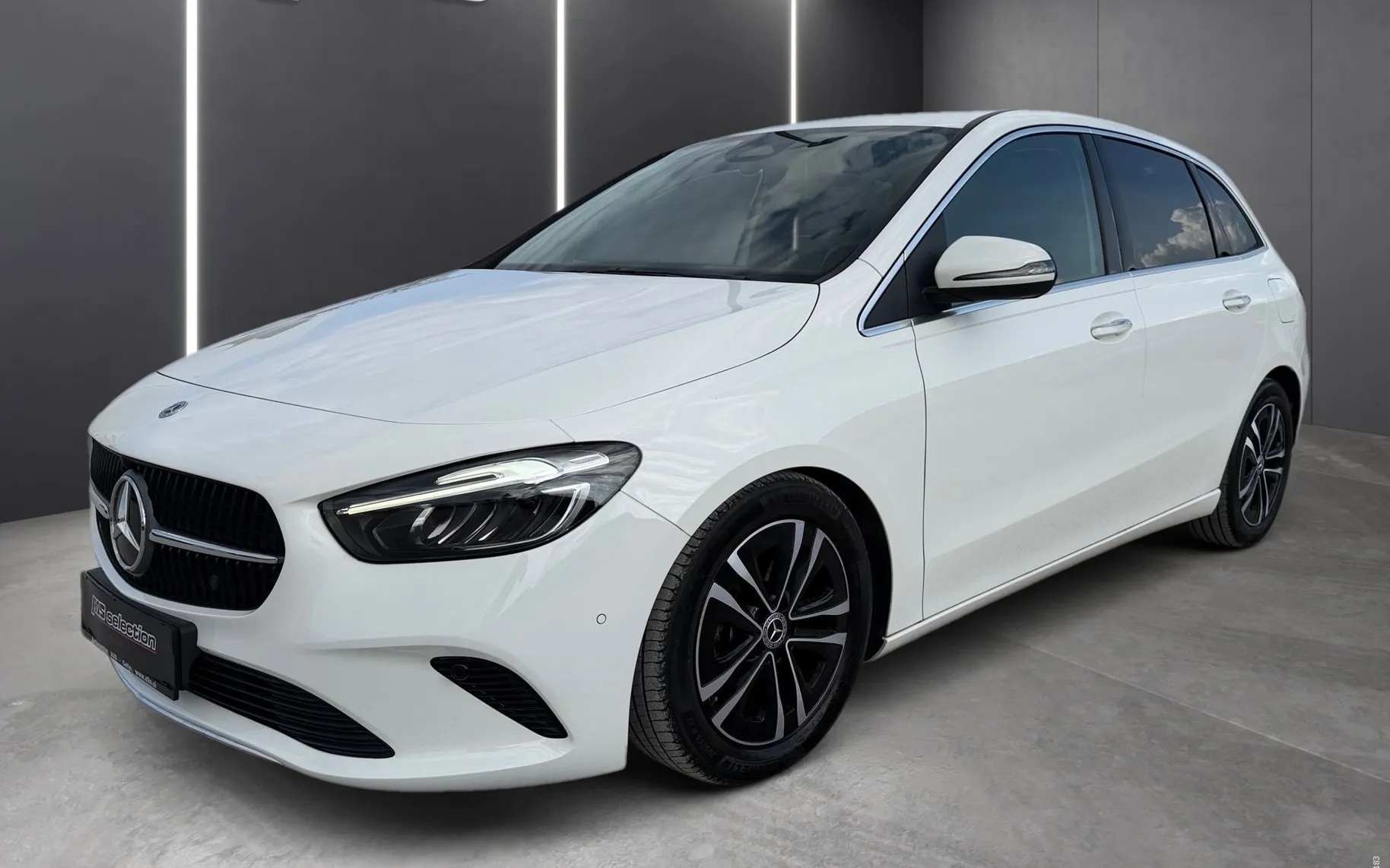 Zunanja slika - Mercedes-Benz B-Razred - B 200 d DCT Advanced Plus-Keylees-LED-PDC-Kamera.. - 1