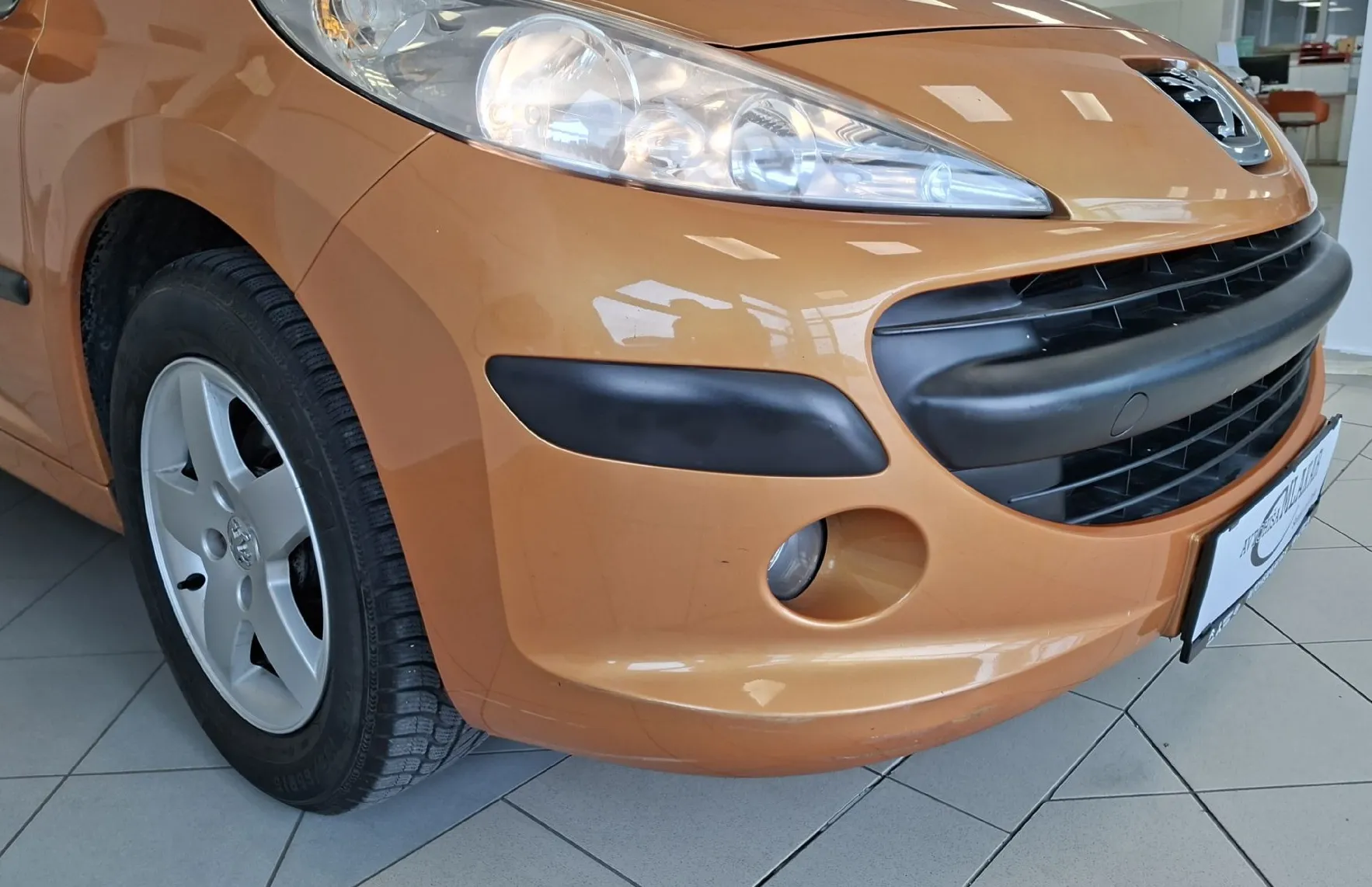 Zunanja slika - Peugeot 207 - PREMIUM 1.4 16V-HITRI KREDIT-ODLIČEN- - 16