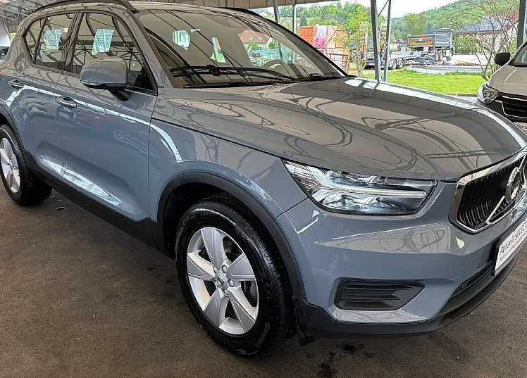 Zunanja slika - Volvo XC40 - T3 AUT Momentum - 3