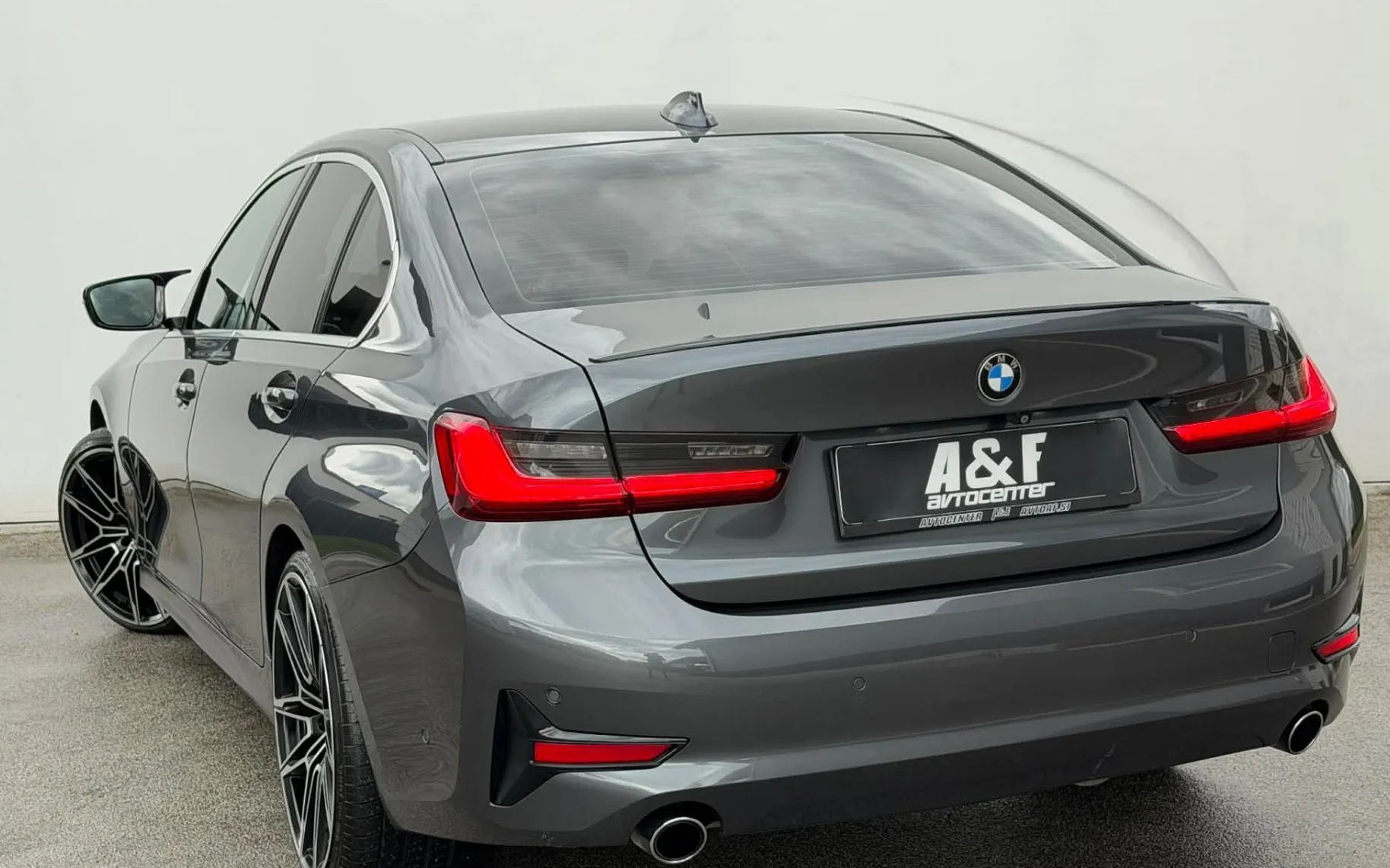 Zunanja slika - BMW Serija 3 - : 318d-AUT-VIRTUAL-176.000km-LIZING ZA TUJCE-FUL L.. - 7