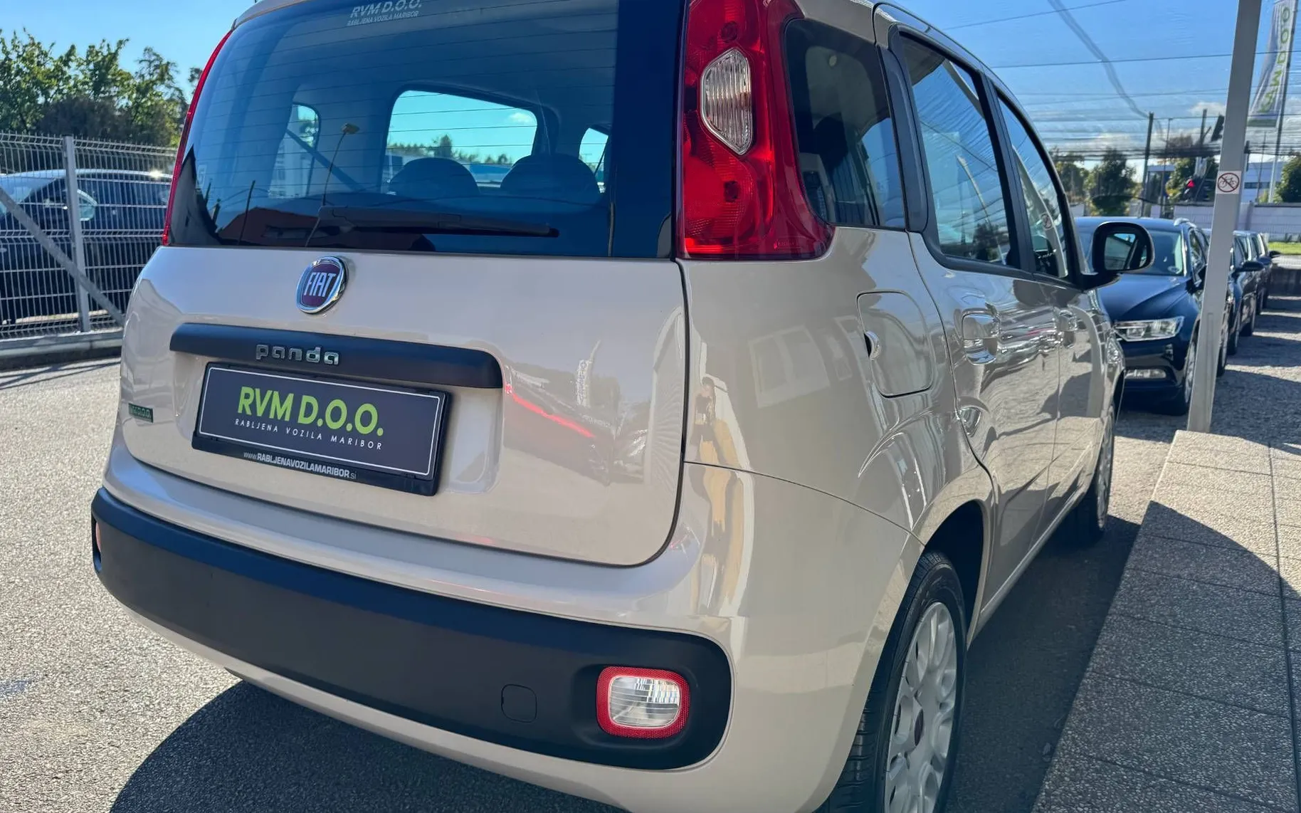 Zunanja slika - Fiat Panda - 1.2 8v°EASY°1.LASTNICA°KLIMA°CITY°EL.POMIK ST.° - 5