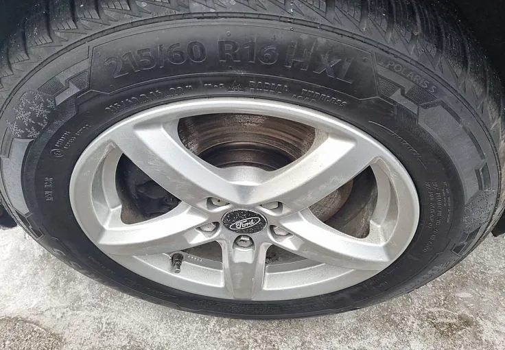 Zunanja slika - Ford S-MAX - 2.0 TDCi 140KM DPF Powershift Titanium - 8
