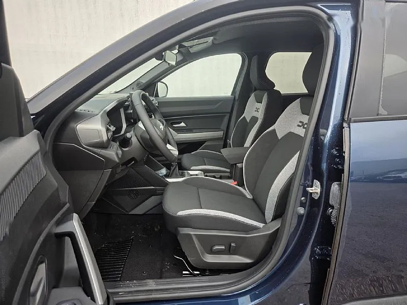 Zunanja slika - Dacia Bigster - 1.2 TCe 140 Journey+Paket City Dizajn+Zimske gume - 8