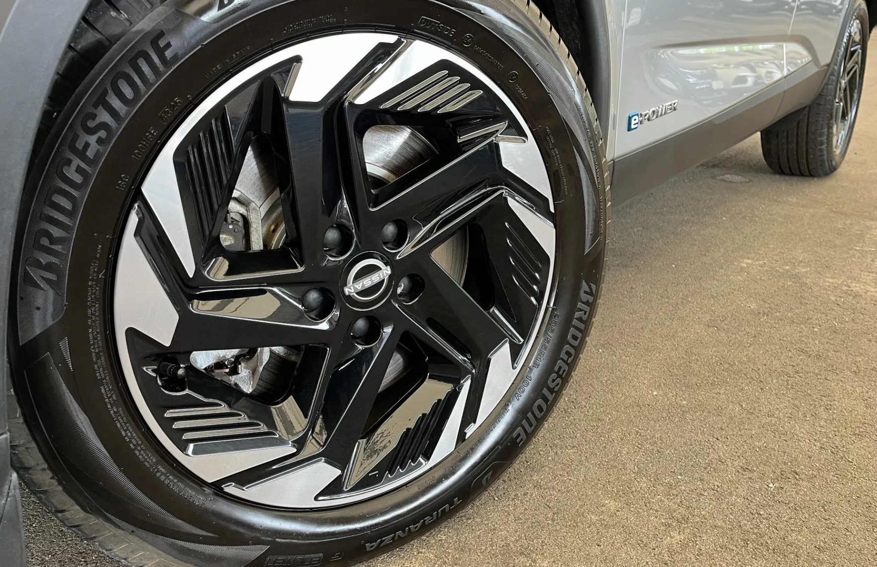 Zunanja slika - Nissan Qashqai - e-Power 190 Business Edition - 8