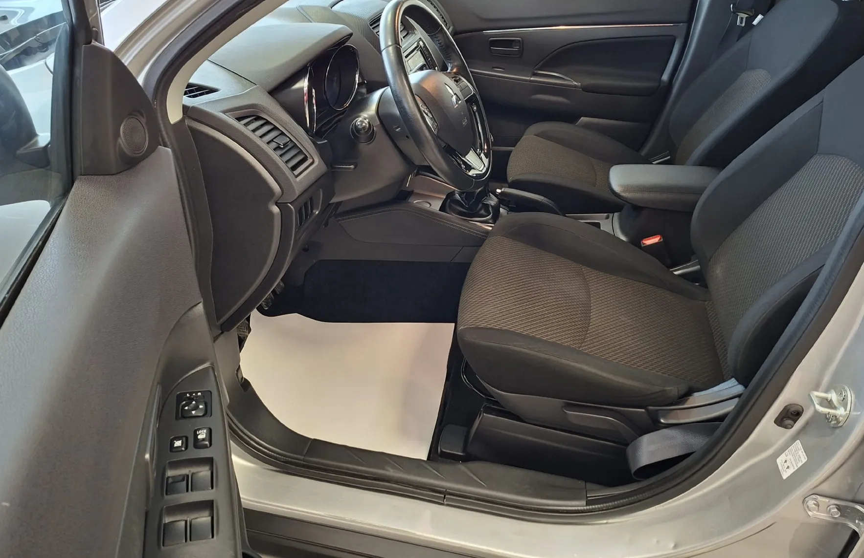 Zunanja slika - Mitsubishi ASX - 2.0 MIVEC 110 kW Intense+ 2WD-1.LASTNIK-SLO- - 15