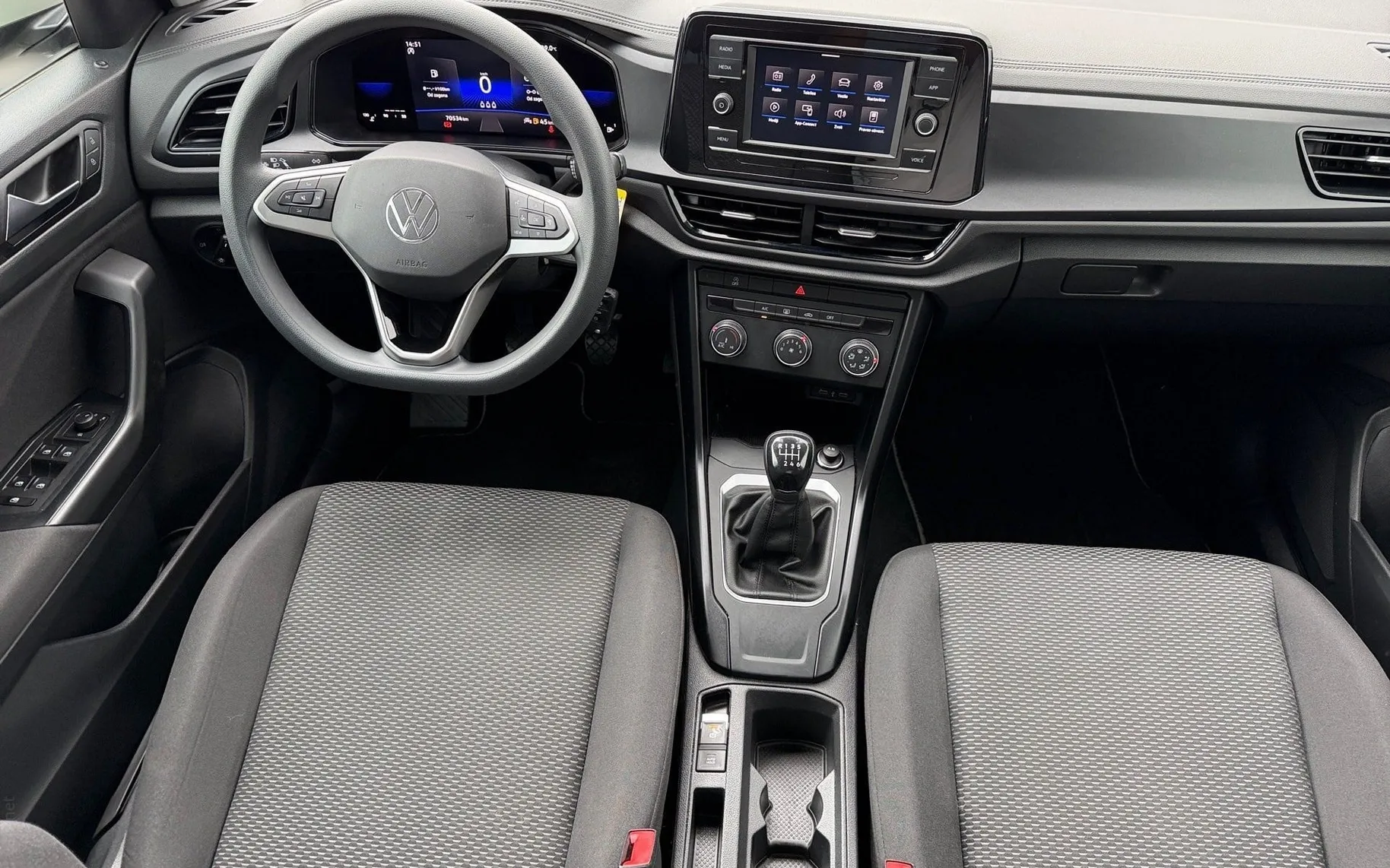 Notranja slika - Volkswagen T-Roc - 1.0 TSI BMT Life-LED-16 COL Alu-AppConnect.... - 10