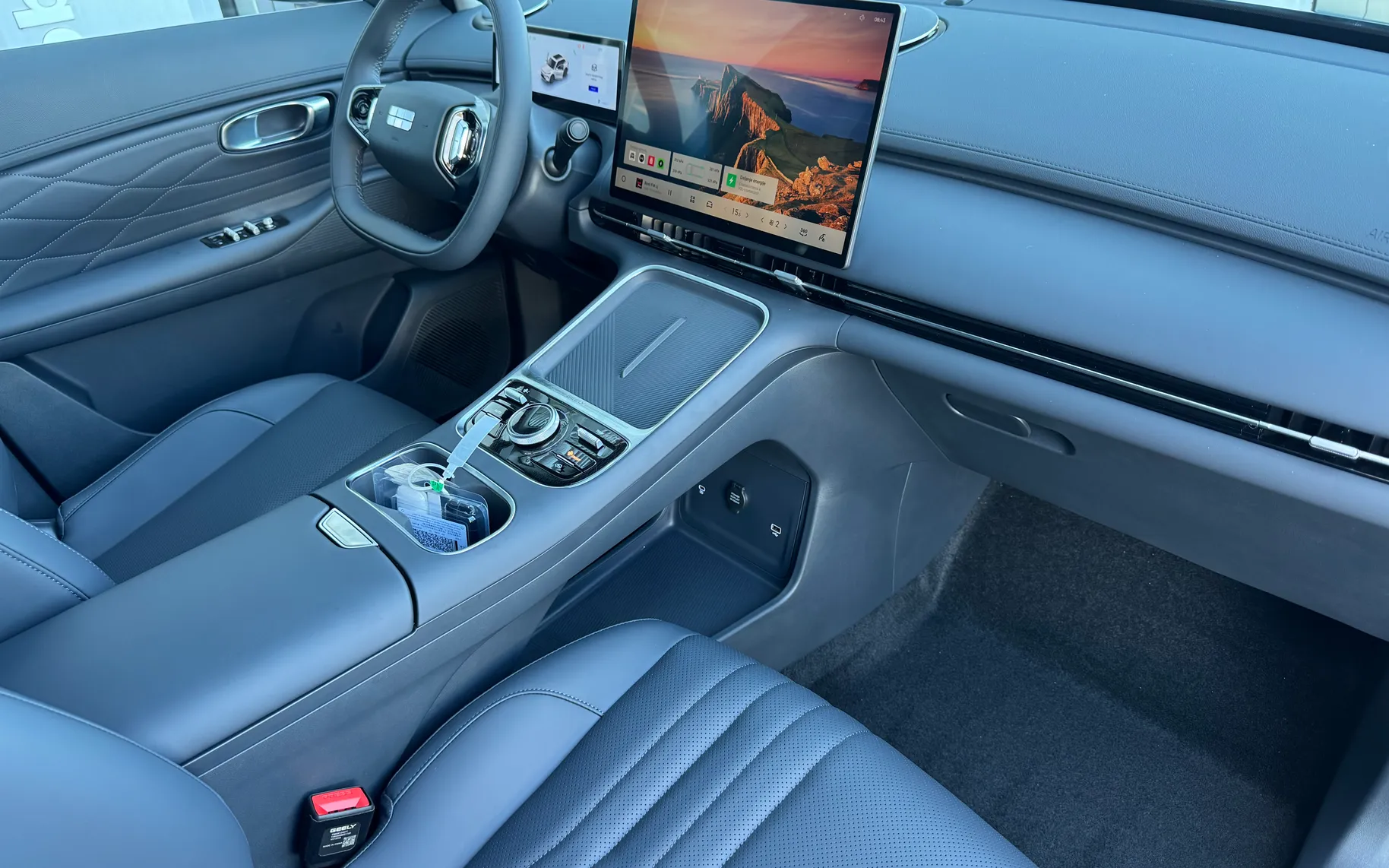 Zunanja slika - Geely StarRay - EM-i Plug-In Hybrid 1.5 Pro Avt. - 9
