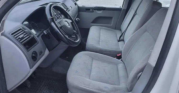 Zunanja slika - VW Transporter - 2.5 TDI   8+1 - 7