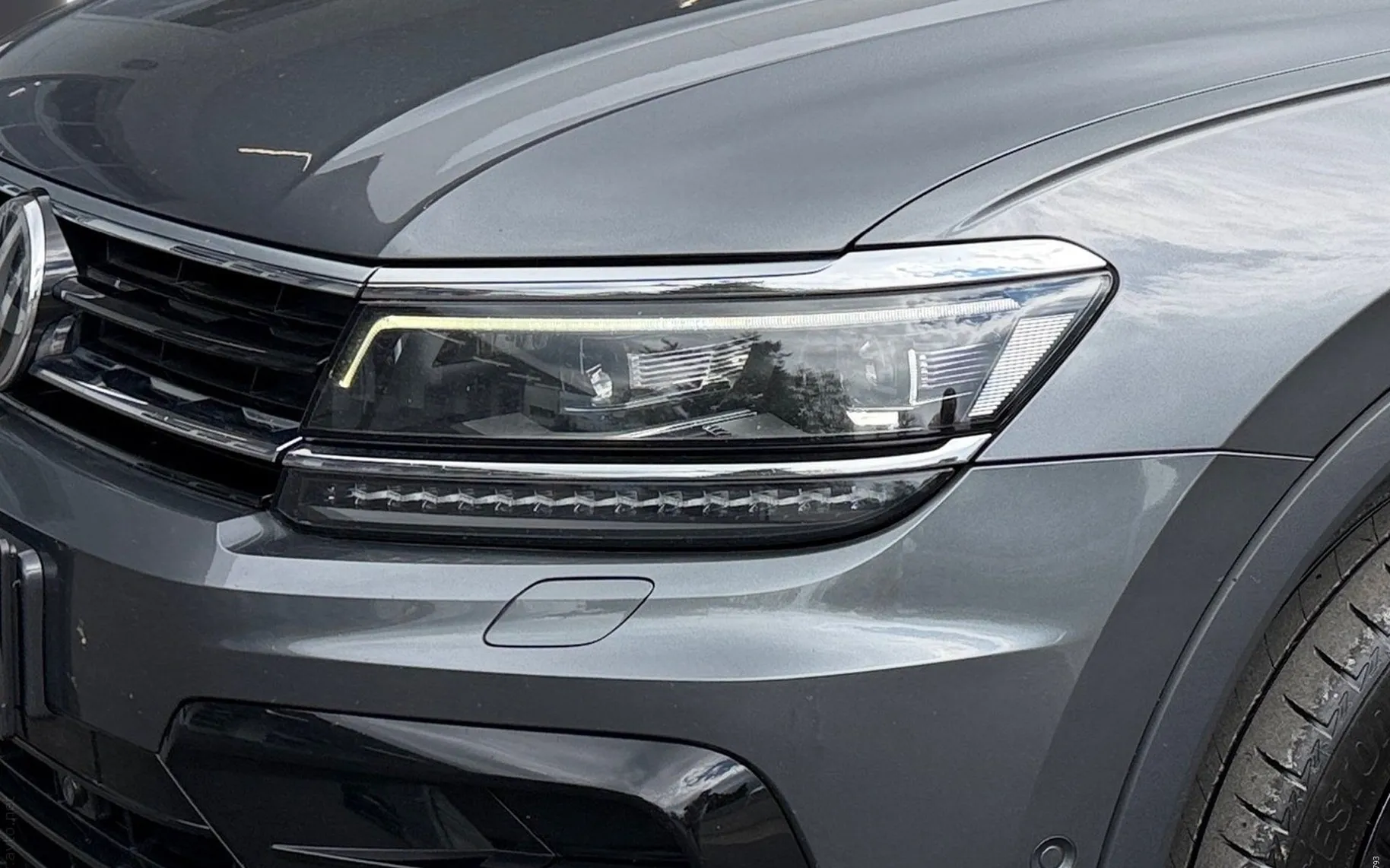 Zunanja slika - Volkswagen Tiguan - 4motion 2.0 TDI BMT DSG R-Line-Black Style-WEBAS - 5