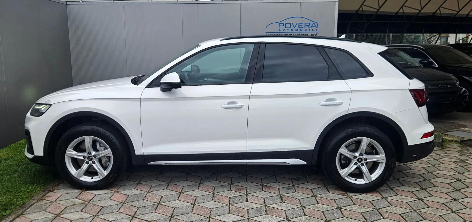 Zunanja slika - Audi Q5 - 2.0 TDI Q AUT. - 4