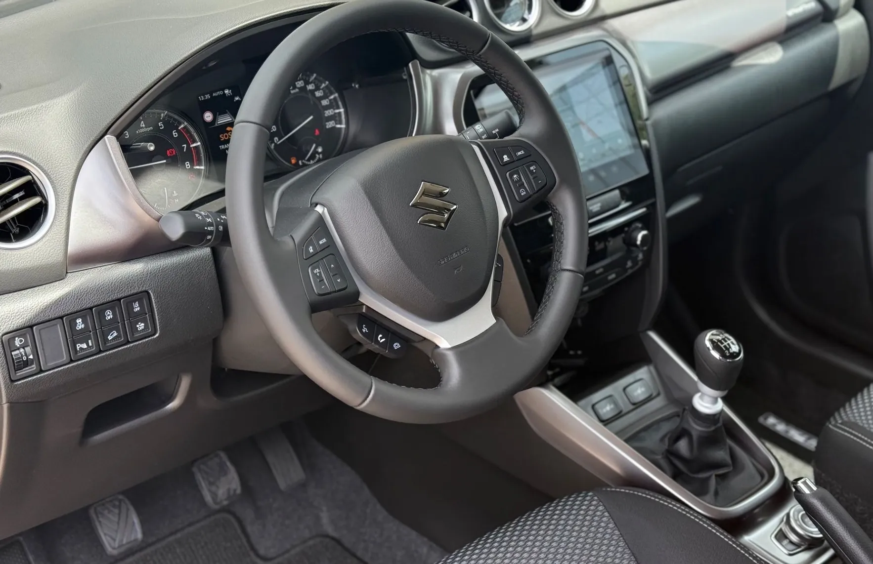 Zunanja slika - Suzuki Vitara - 1.4 Boosterjet AllGrip Hibrid Premium - 9