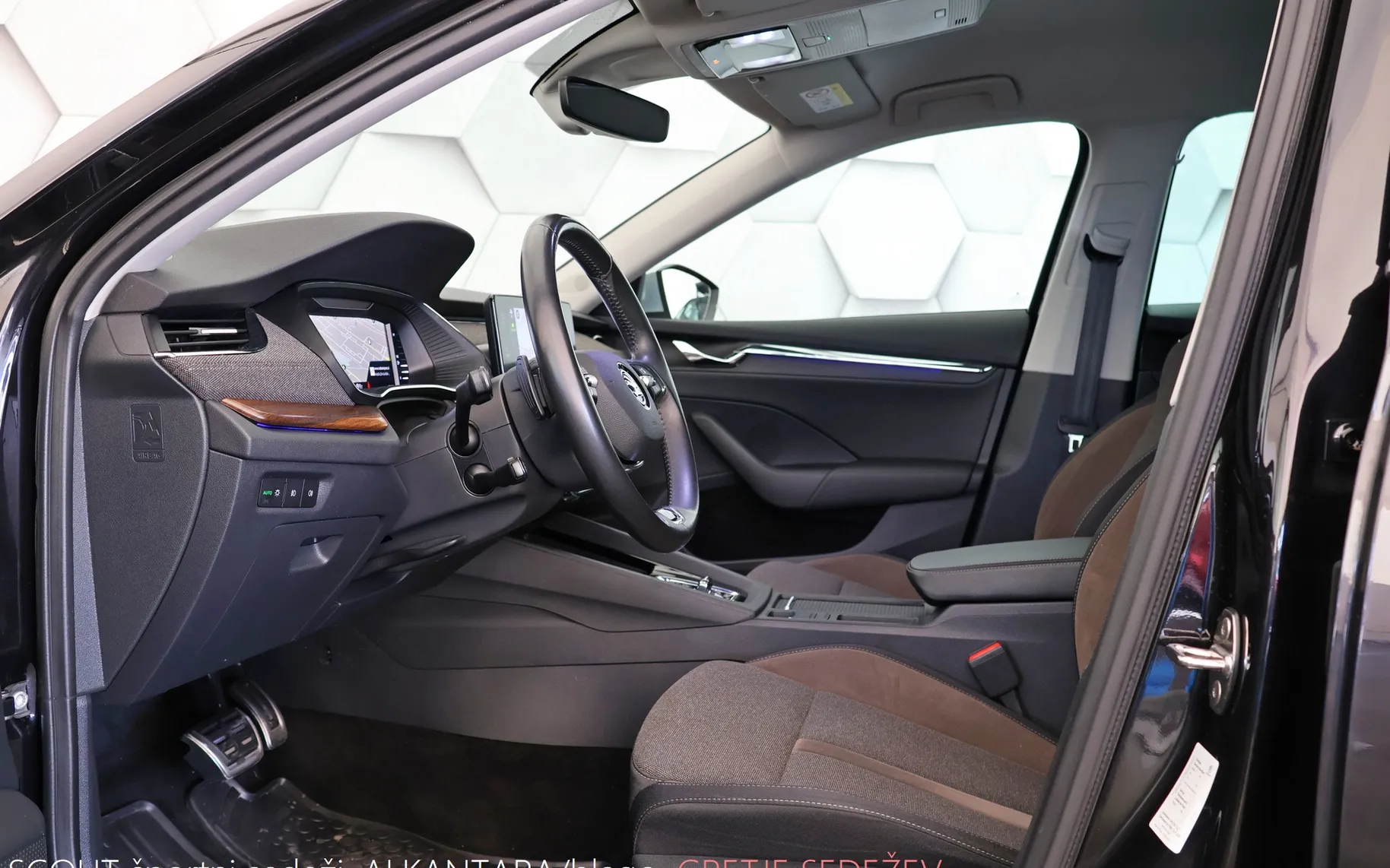 Zunanja slika - Škoda Octavia - Combi Scout 2.0 TDI 4X4 DSG 200KM - 9
