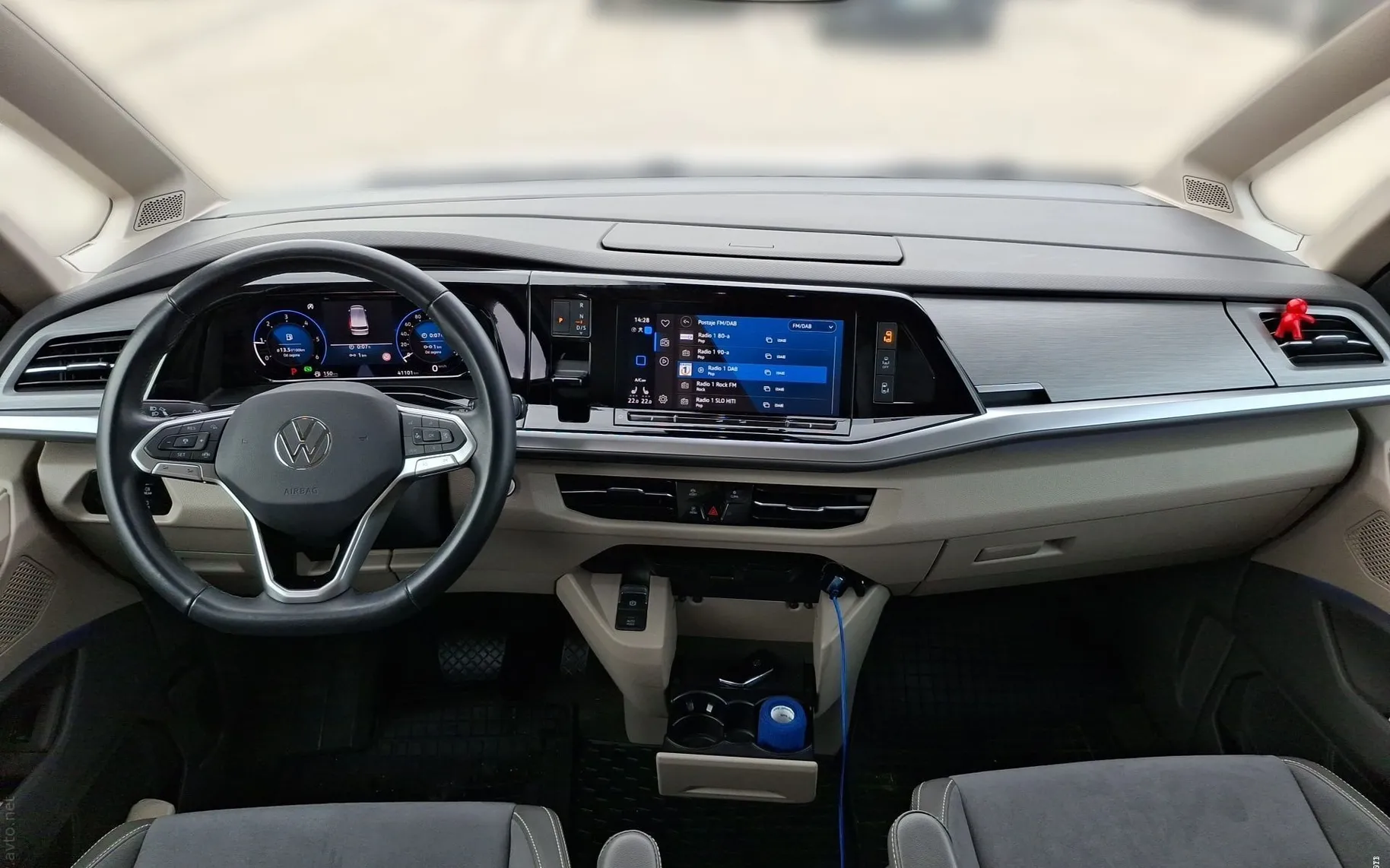 Zunanja slika - Volkswagen Multivan - T7 2.0 TDI L1 Edition DSG - 5