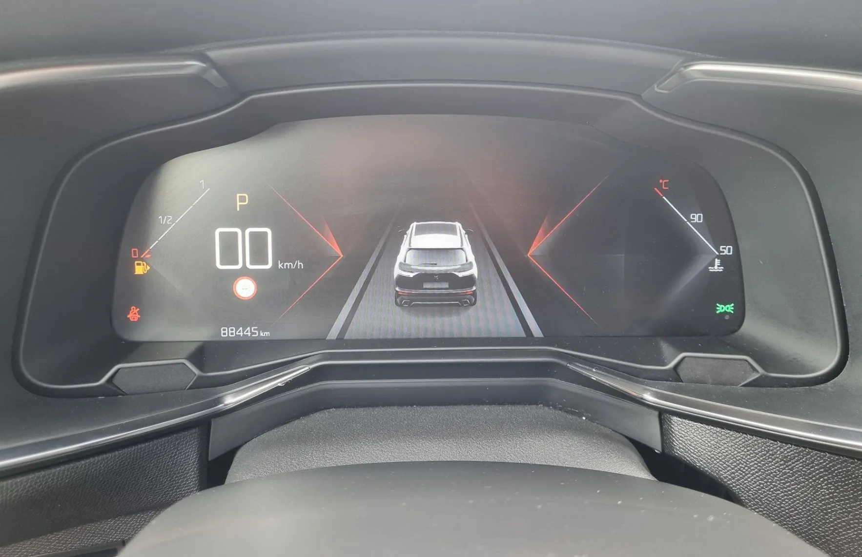 Zunanja slika - DS DS 7 Crossback - 1.2 PT PERFORMANCE LINE - AKCIJSKA CENA - 18