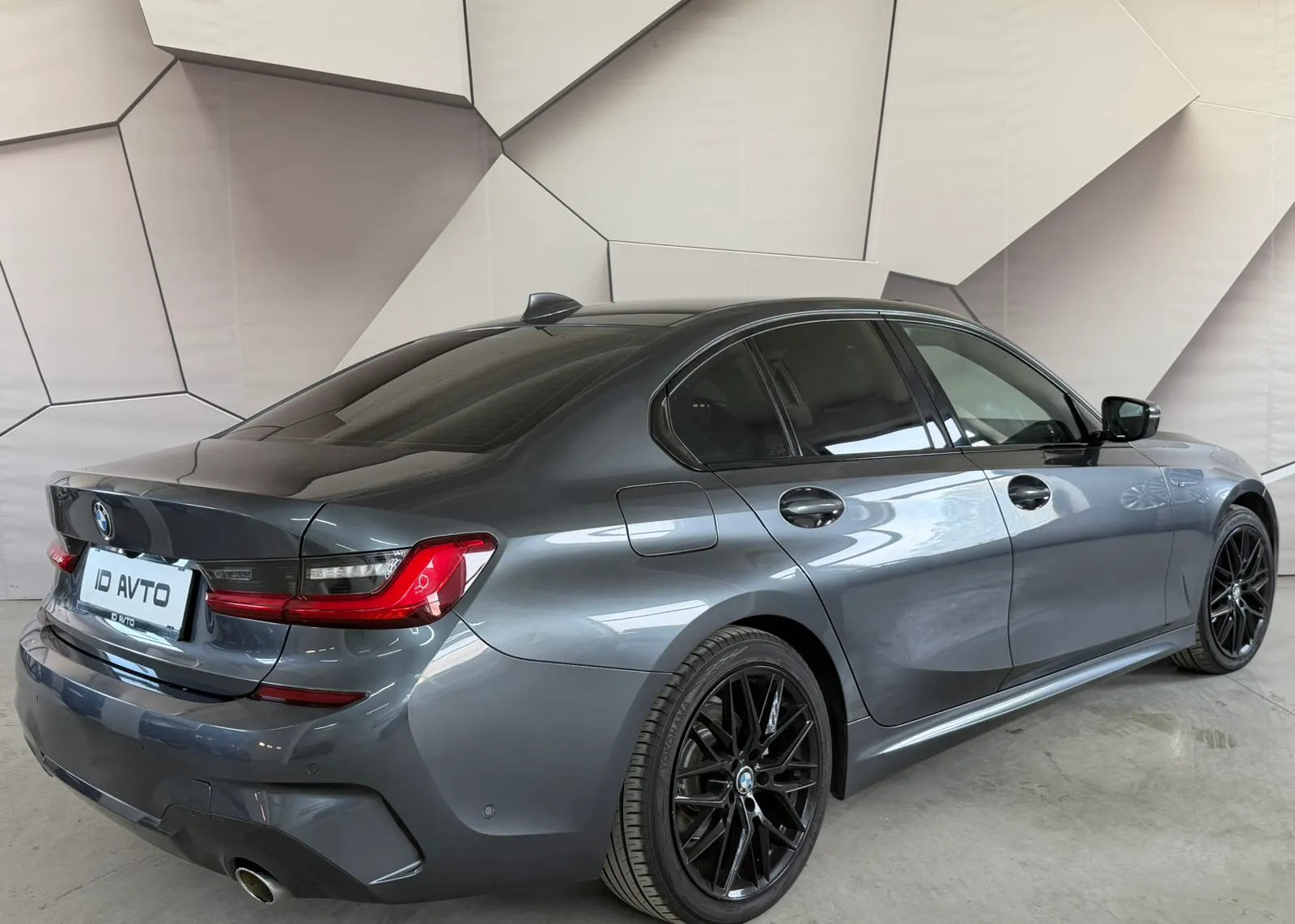 Zunanja slika - BMW Serija 3 - 318D M SPORT AUT. - 5