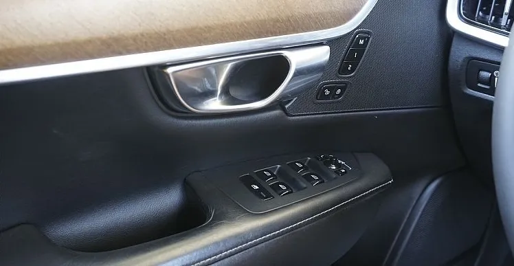 Zunanja slika - Volvo V90 - D5 AWD A Inscription+ACC+19 COL+PRIKLOP+360 KAMERA - 16