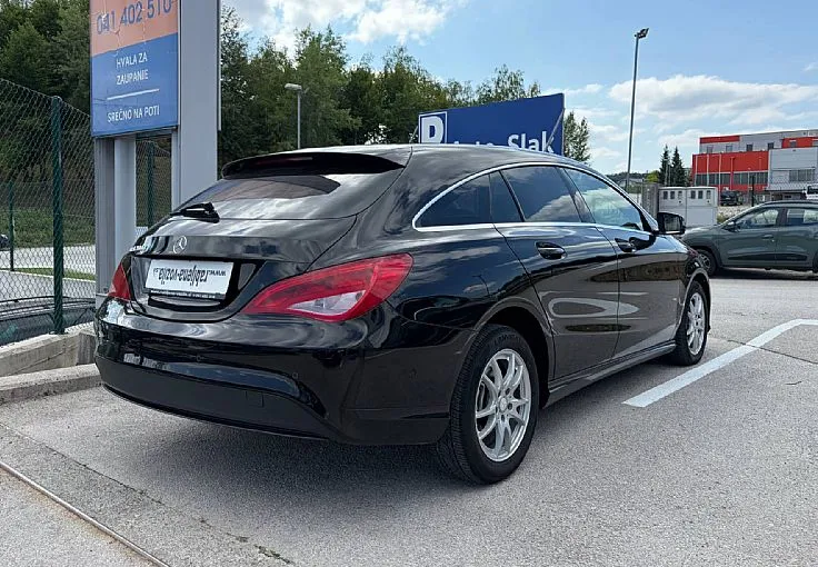 Zunanja slika - Mercedes-Benz CLA-Razred - CLA Shooting Brake CLA 200 d Shooting Brake ZELO LEPO OHRANJEN - 6