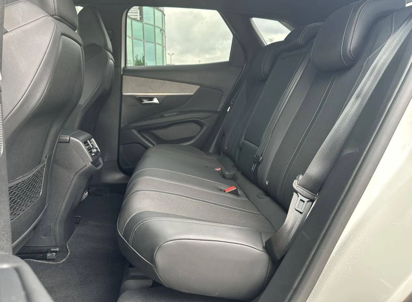 Zunanja slika - Peugeot 3008 - 1.2 PureTech 130 EAT8 GT ACC MRTVI KOT... - 11