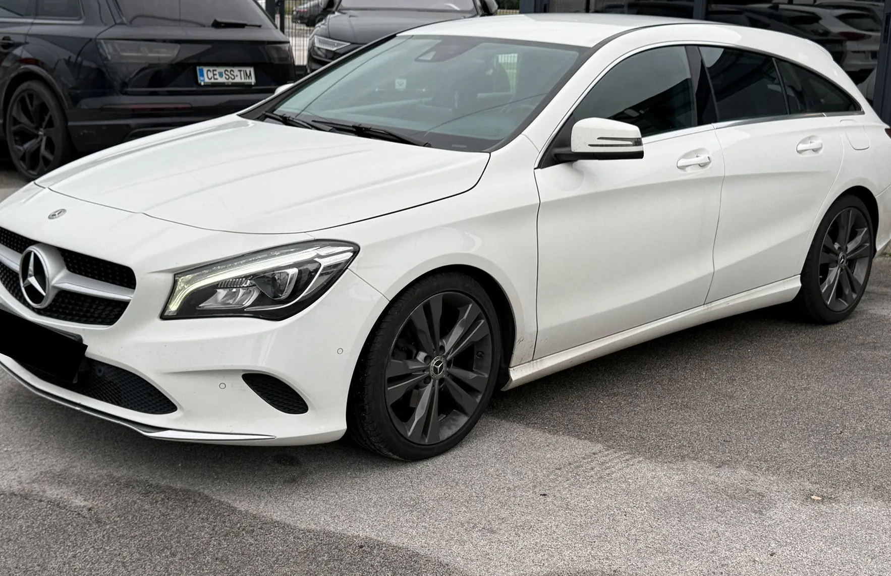 Zunanja slika - Mercedes-Benz CLA-Razred - CLA Shooting Brake 200D Aut. le 123000km LED-NAVI- ALU 18-BT-SLO- - 4