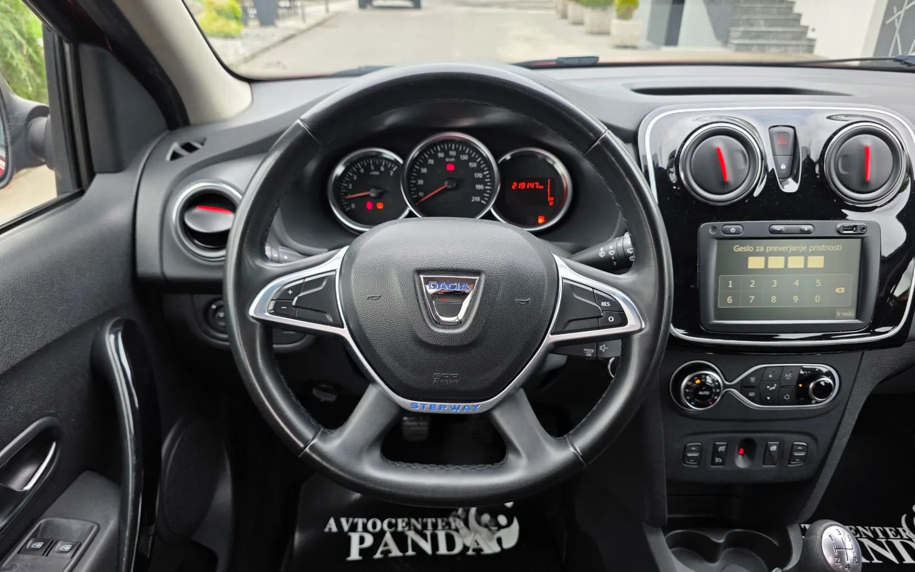 Zunanja slika - Dacia Logan - MCV 1,5 Blue dCi 95 Comfort - 11