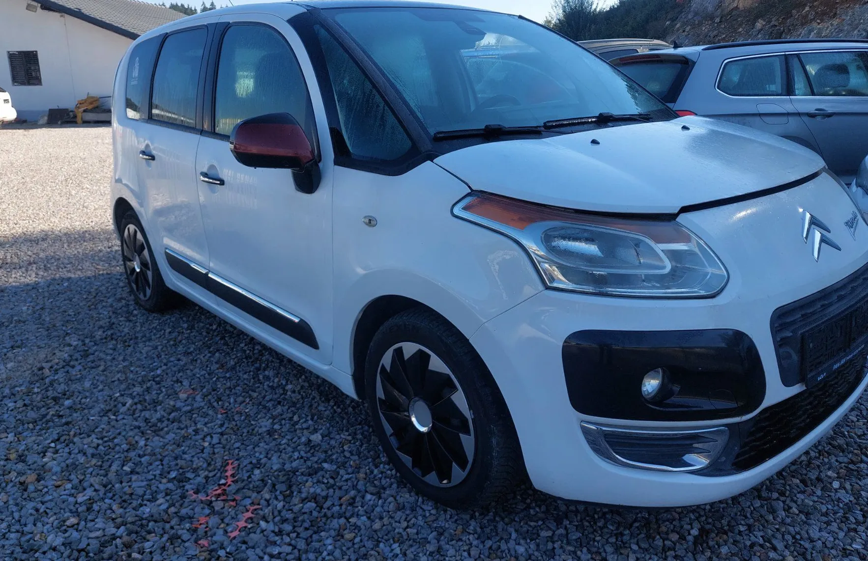 Zunanja slika - Citroën C3 Picasso - VTi 120 Confort - 2