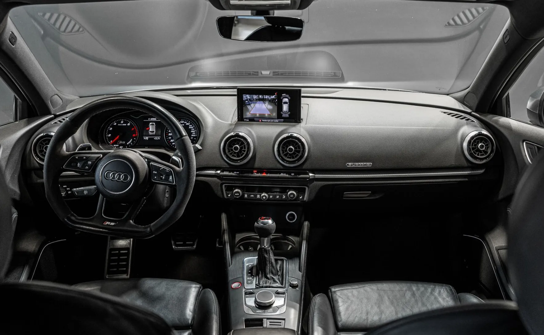 Zunanja slika - Audi S3 - R TFSI quattro S tronic - 12
